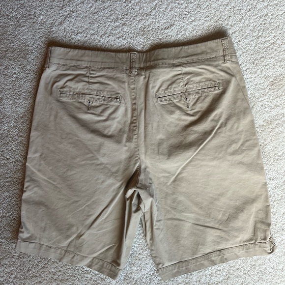 Marc Anthony Flex+ Beige Shorts. Worn once. - Picture 2 of 3